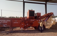 江蘇美尚生態(tài)景觀公司采購一臺木霸克工業(yè)級粉碎機(jī)2600